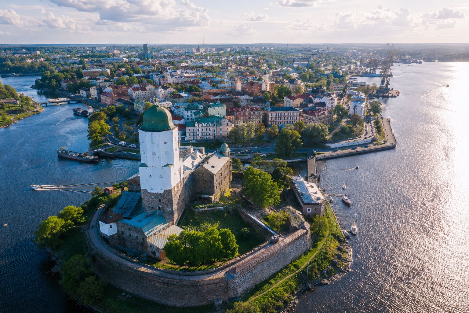 Выборг, Зеленогорск и Линия Маннергейма